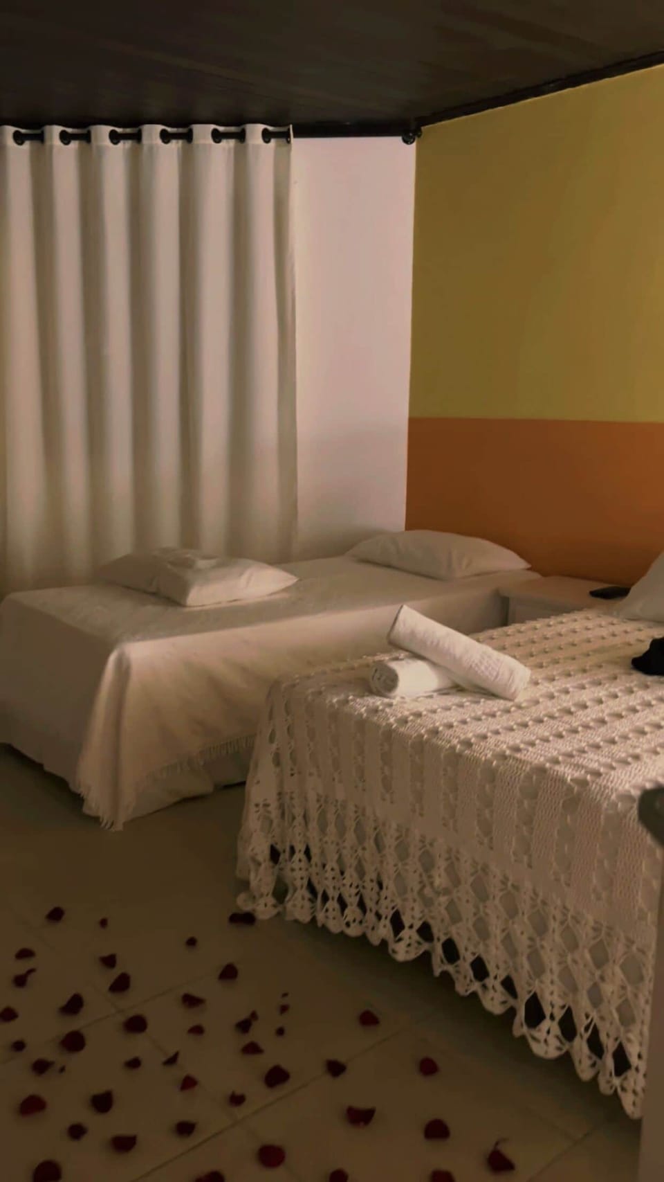 Traditional Cabin, Multiple Beds, Mountainside | Hypo-allergenic bedding, bed sheets