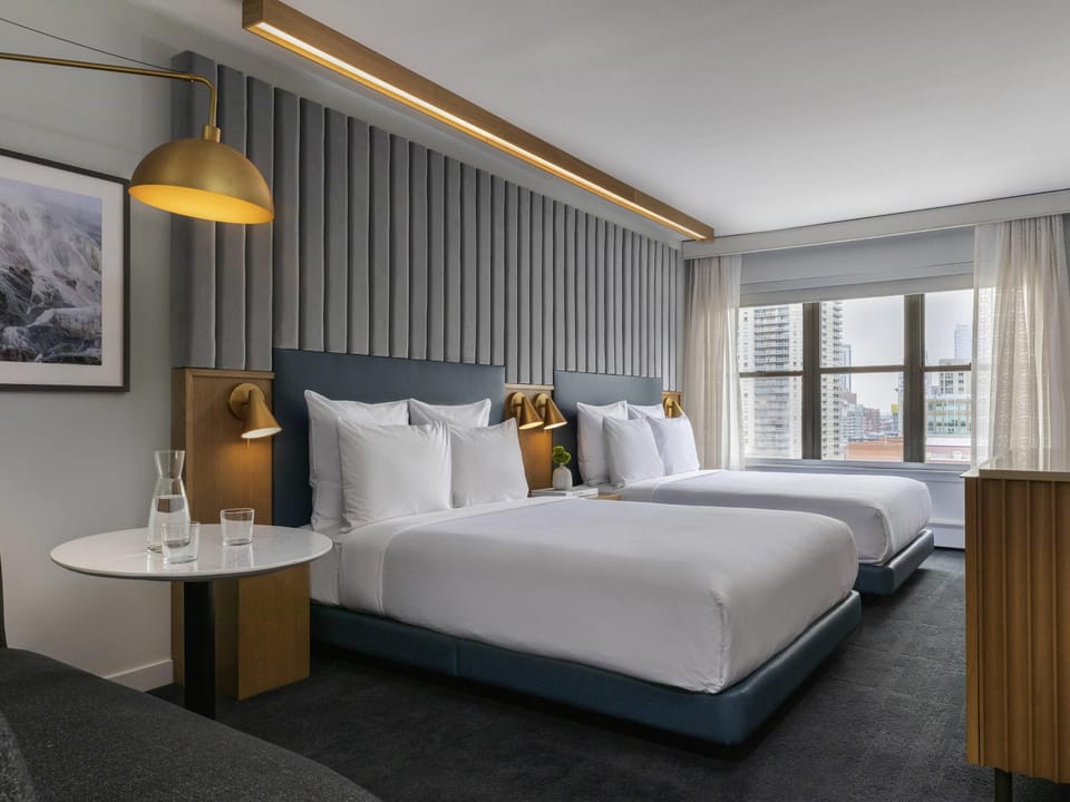 Premium bedding, in-room safe, desk, blackout drapes