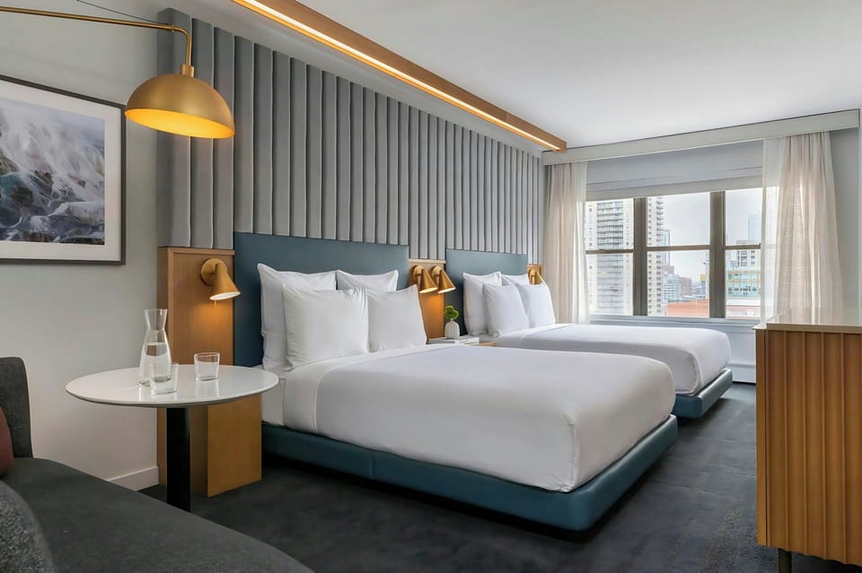 Premium bedding, in-room safe, desk, blackout drapes