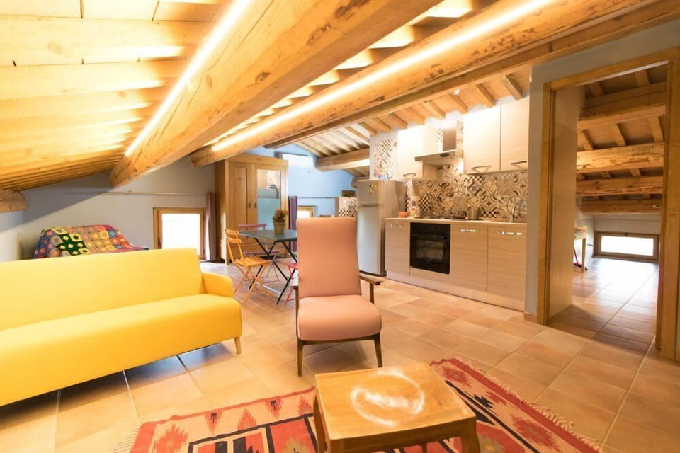 Studio, Mezzanine | 1 bedroom, individually decorated, individually furnished, desk
