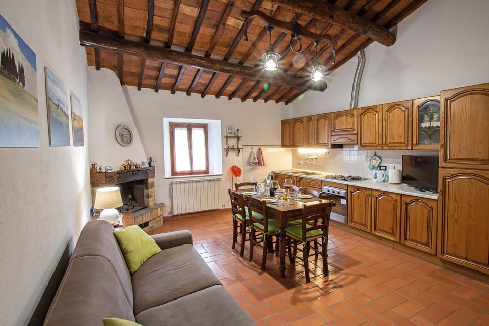 Comfort Apartment, Kitchen, Valley View | Private kitchen | Stovetop, coffee/tea maker, electric kettle, highchair