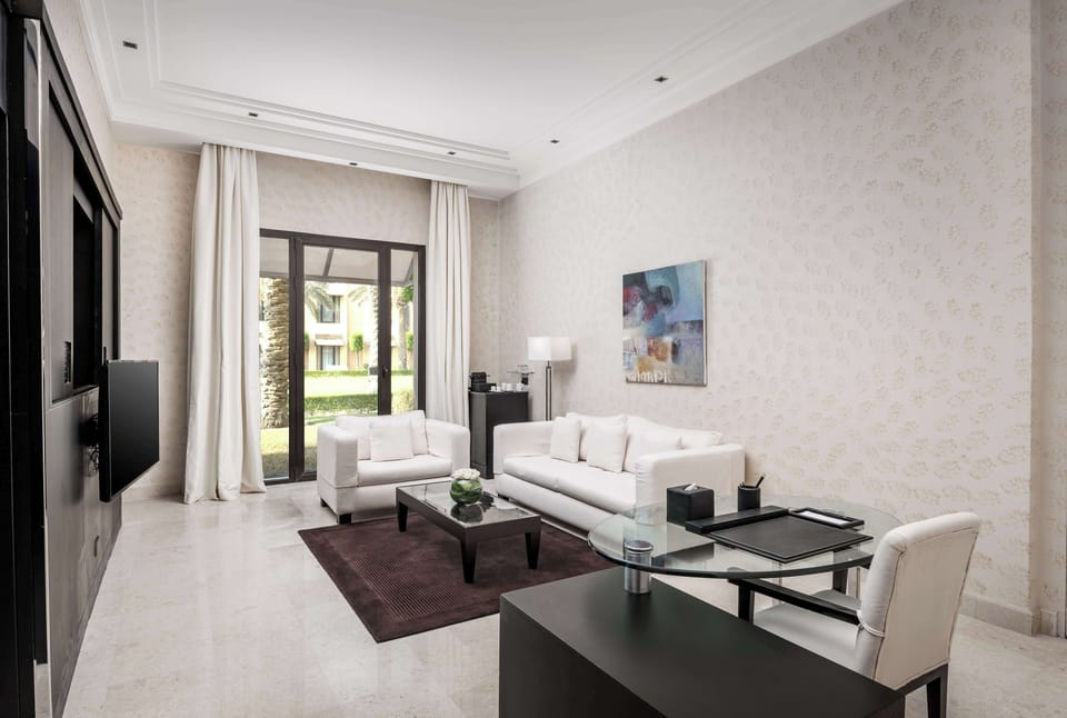 Park, Executive Suite | Egyptian cotton sheets, hypo-allergenic bedding, down comforters
