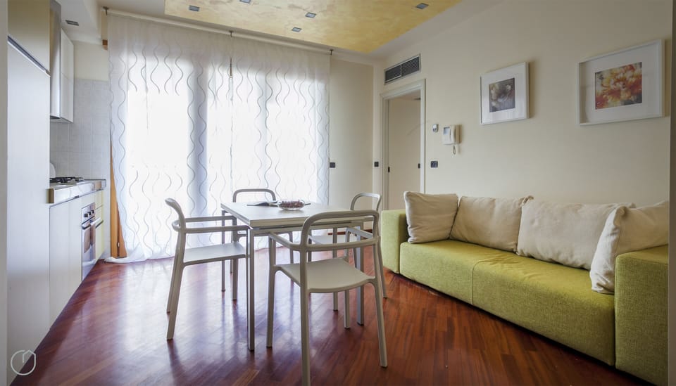 Apartment (1 Bedroom) | Front of property