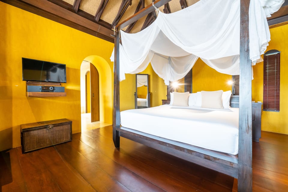 Garden Pool Villa / Included roundtrip shuttle speed boat at Jadet Pier | Minibar, in-room safe, desk, blackout drapes