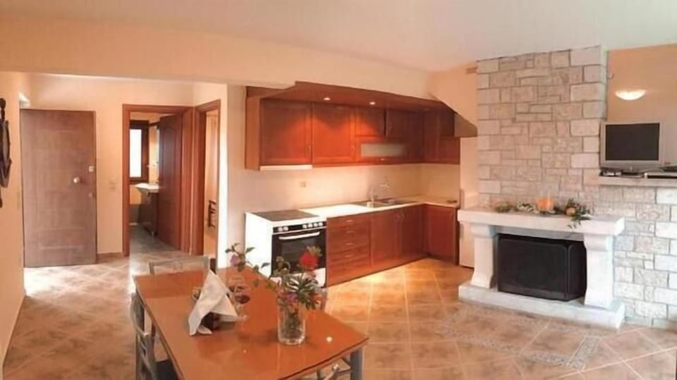 Family Villa, 3 Bedrooms, Pool Access, Sea View | Private kitchen | Full-size fridge, microwave, oven, stovetop