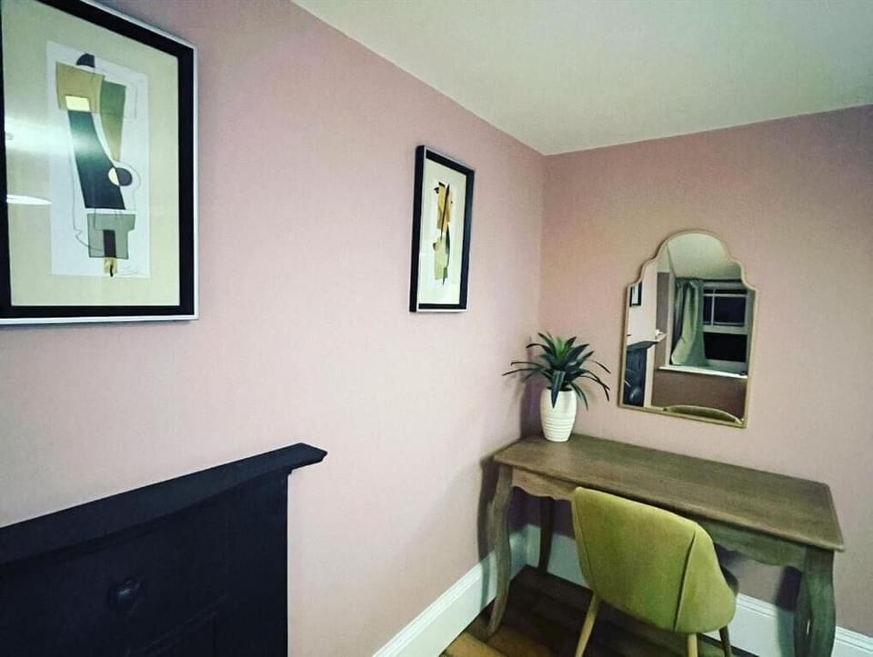 Superior Double Room | Iron/ironing board, free WiFi, bed sheets