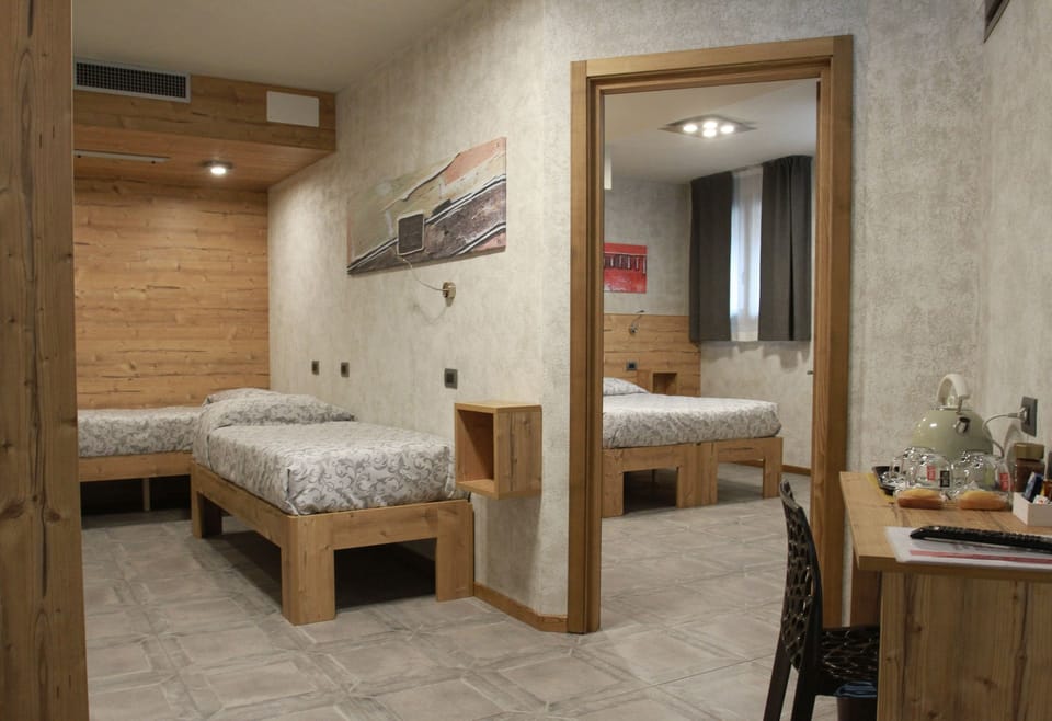 Junior Suite, Private Bathroom | 1 bedroom, Frette Italian sheets, premium bedding, down comforters