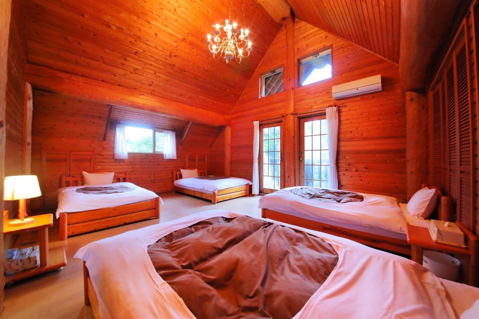 Bungalow, Smoking (Max 14 Guests) | Desk, bed sheets