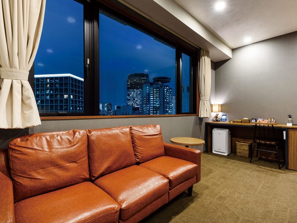 Economy Twin Room, Non Smoking | Memory foam beds, in-room safe, blackout drapes, iron/ironing board