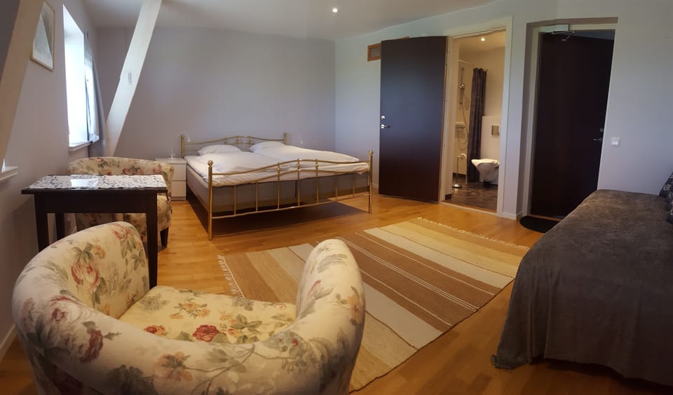 Triple Room | Individually decorated, individually furnished, blackout drapes