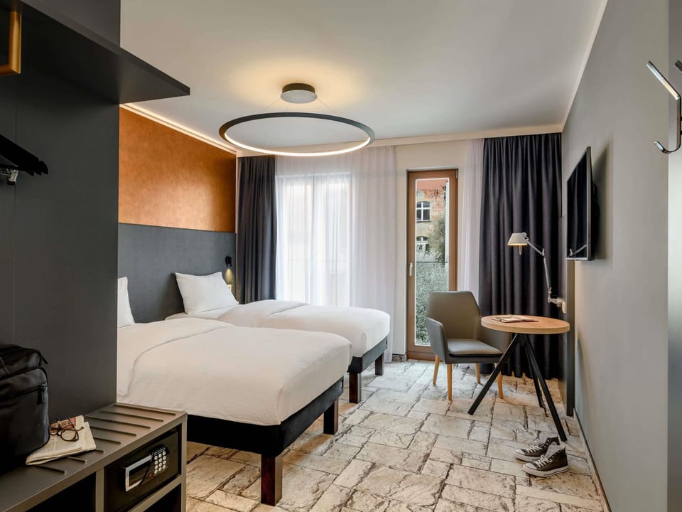Comfort Twin Room, 2 Twin Beds | Hypo-allergenic bedding, in-room safe, soundproofing, free WiFi