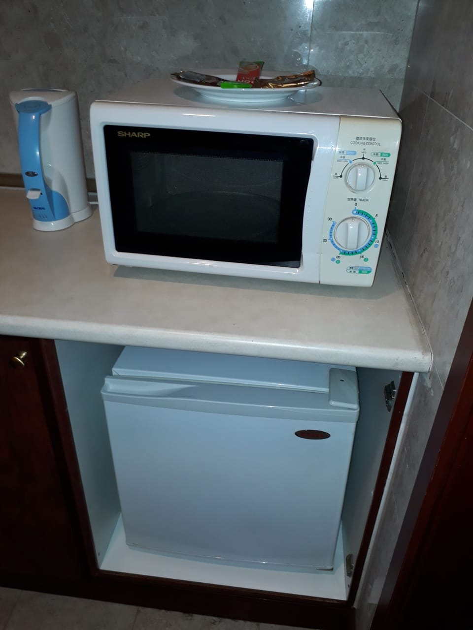 Superior Apartment, 1 Bedroom | Microwave