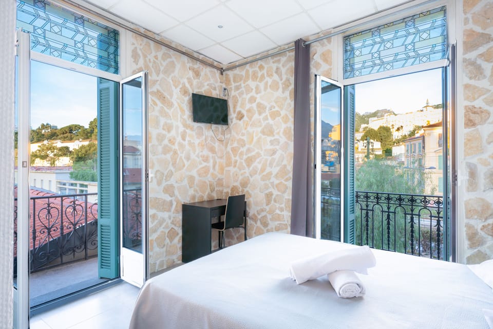 Standard Double Room | Soundproofing, free WiFi, bed sheets