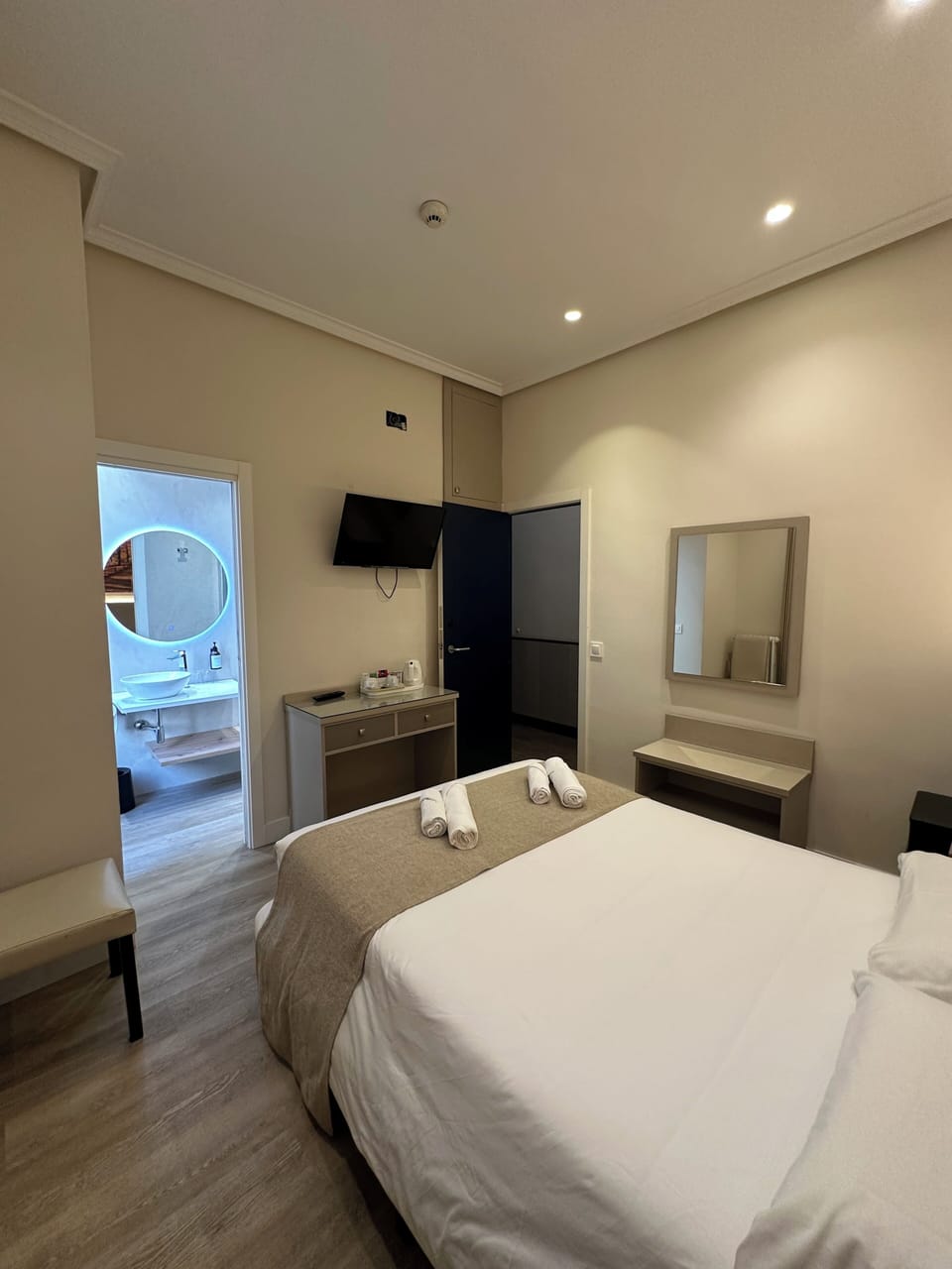 Hostal Atocha Almudena Martin Hostel in Centro