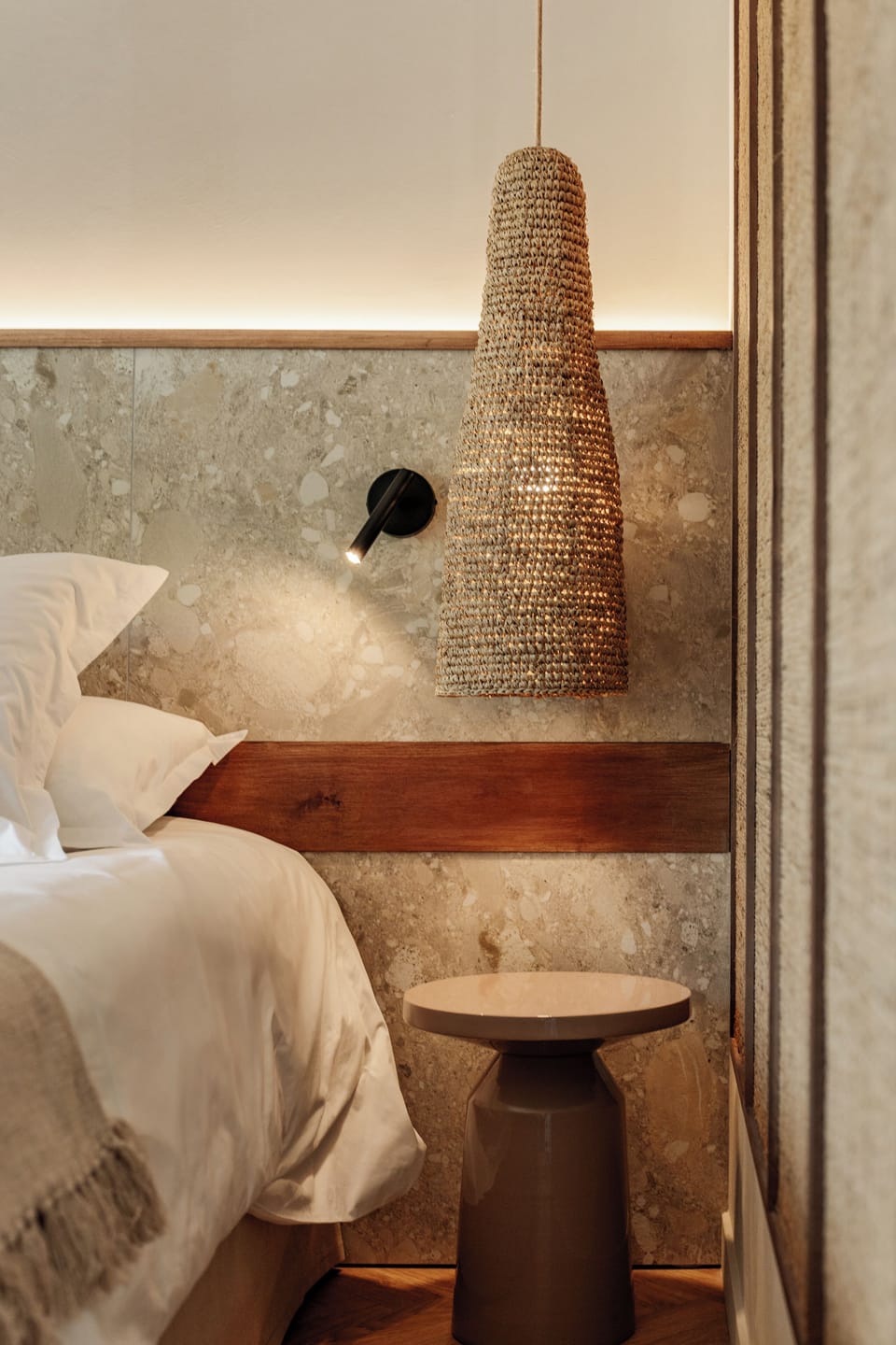 In-room safe, desk, laptop workspace, soundproofing