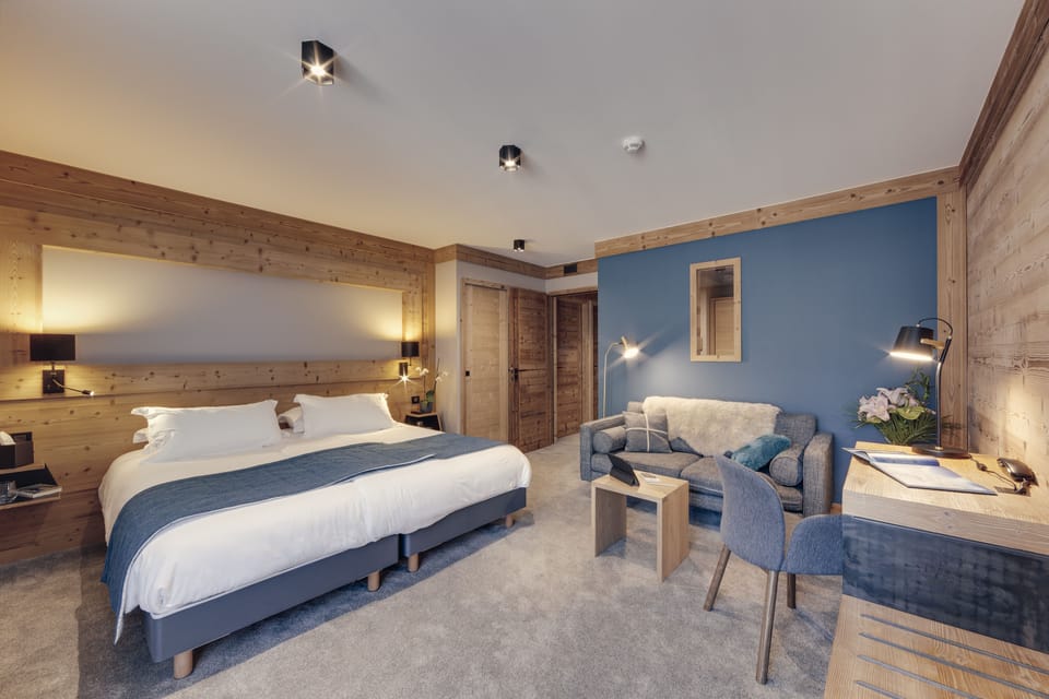 Family Room | In-room safe, desk, soundproofing, iron/ironing board