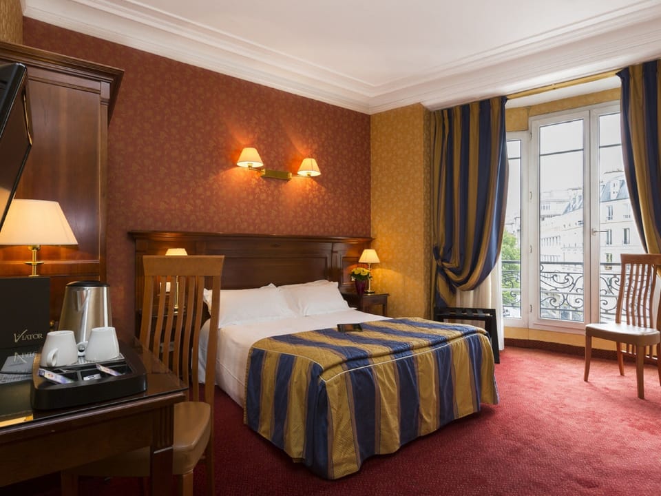 Superior Double Room | Premium bedding, pillowtop beds, in-room safe, individually decorated