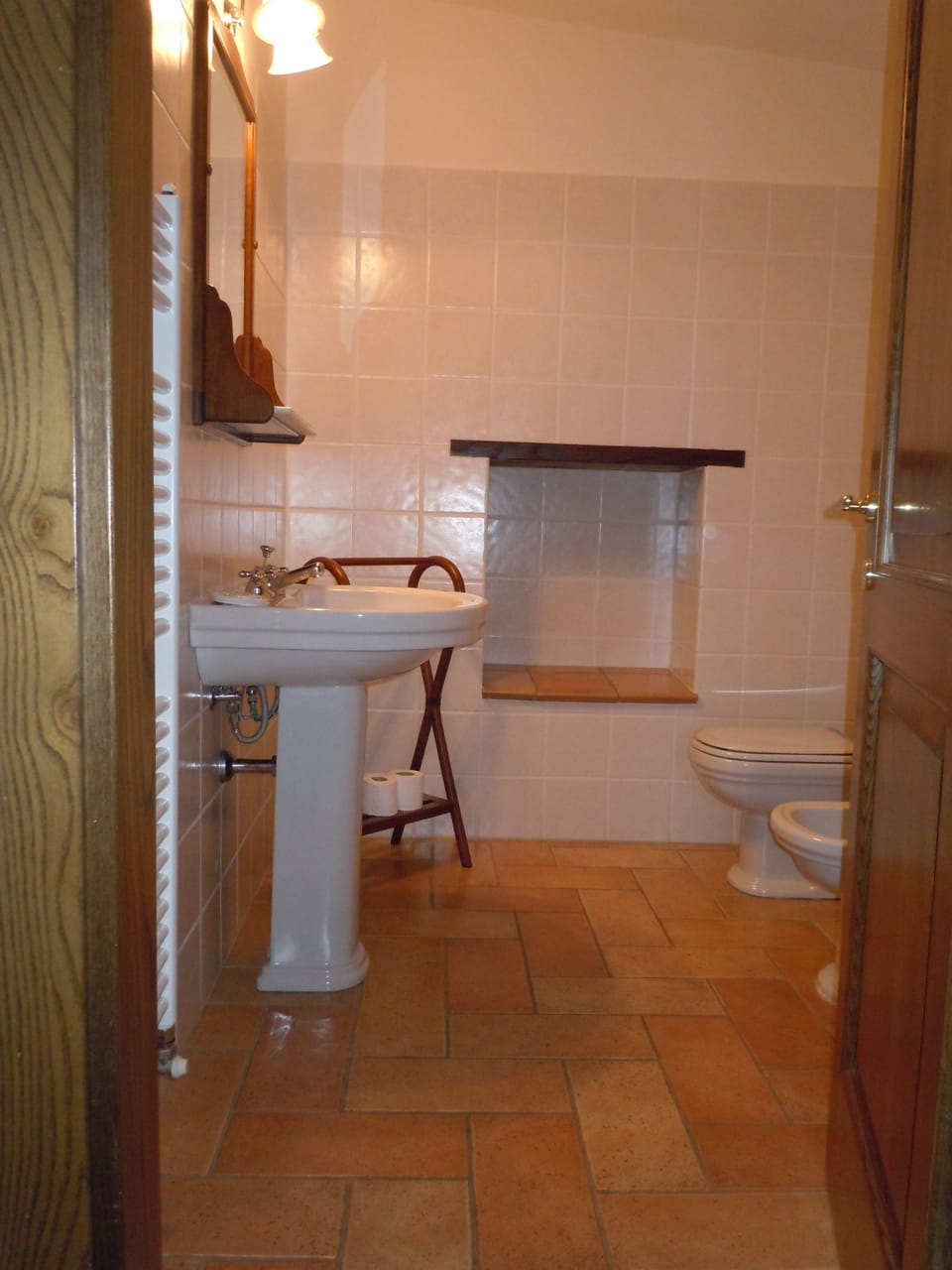Free toiletries, hair dryer, bidet