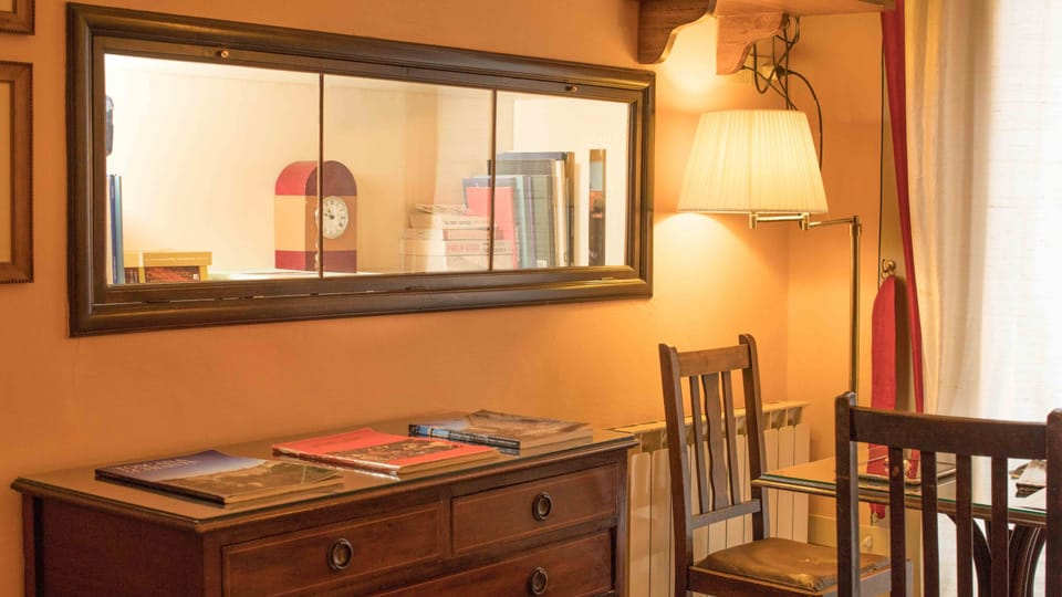 Deluxe Double Room | In-room safe, desk, laptop workspace, iron/ironing board (on request)