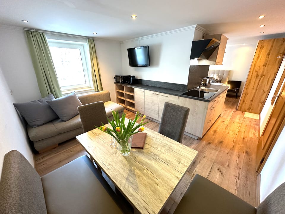 Classic apartment, 1 queen bed, balcony, sofa bed (Kreuzkogel cleaning fee 30 Euro per person) | Hypo-allergenic bedding, down comforters, individually decorated