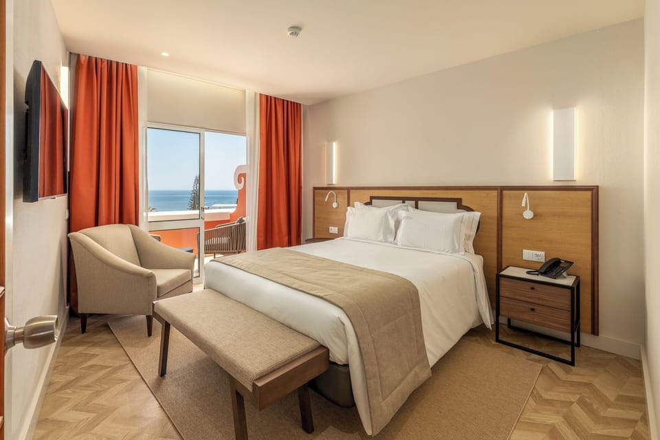 Family Suite, Sea View | In-room safe, desk, blackout drapes, iron/ironing board