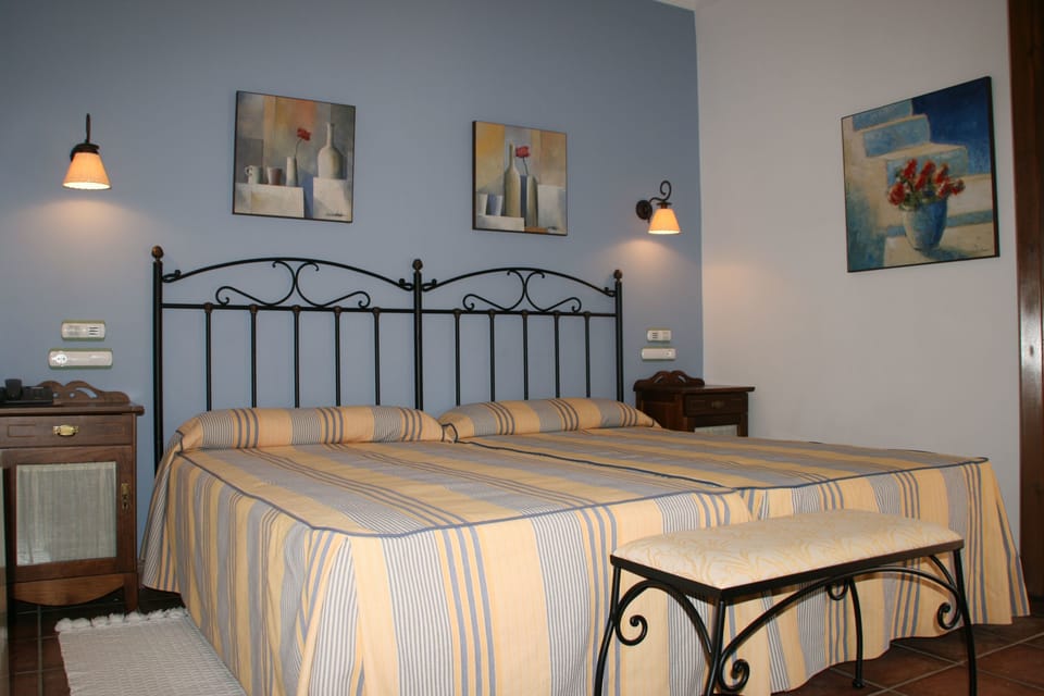 Select Comfort beds, minibar, in-room safe, desk