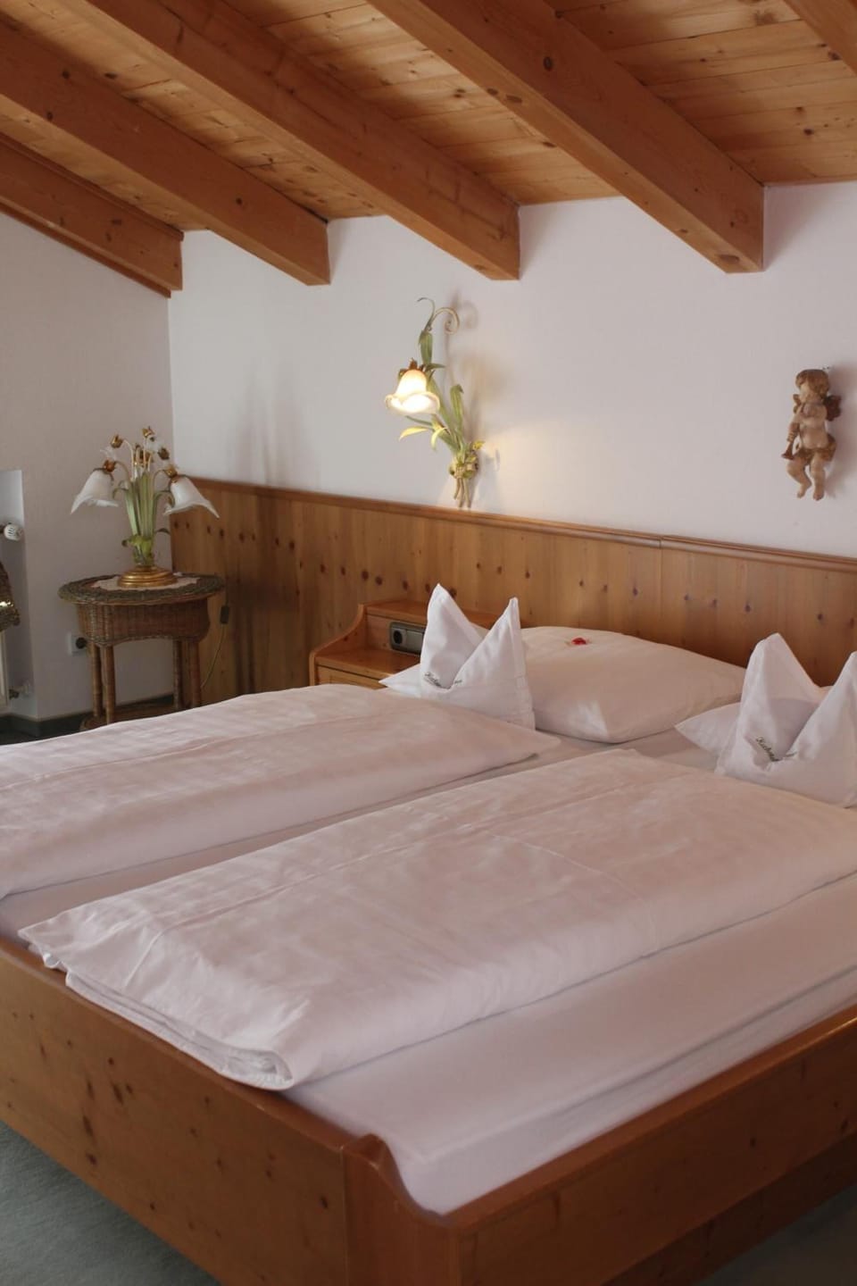 Premium bedding, desk, soundproofing, iron/ironing board
