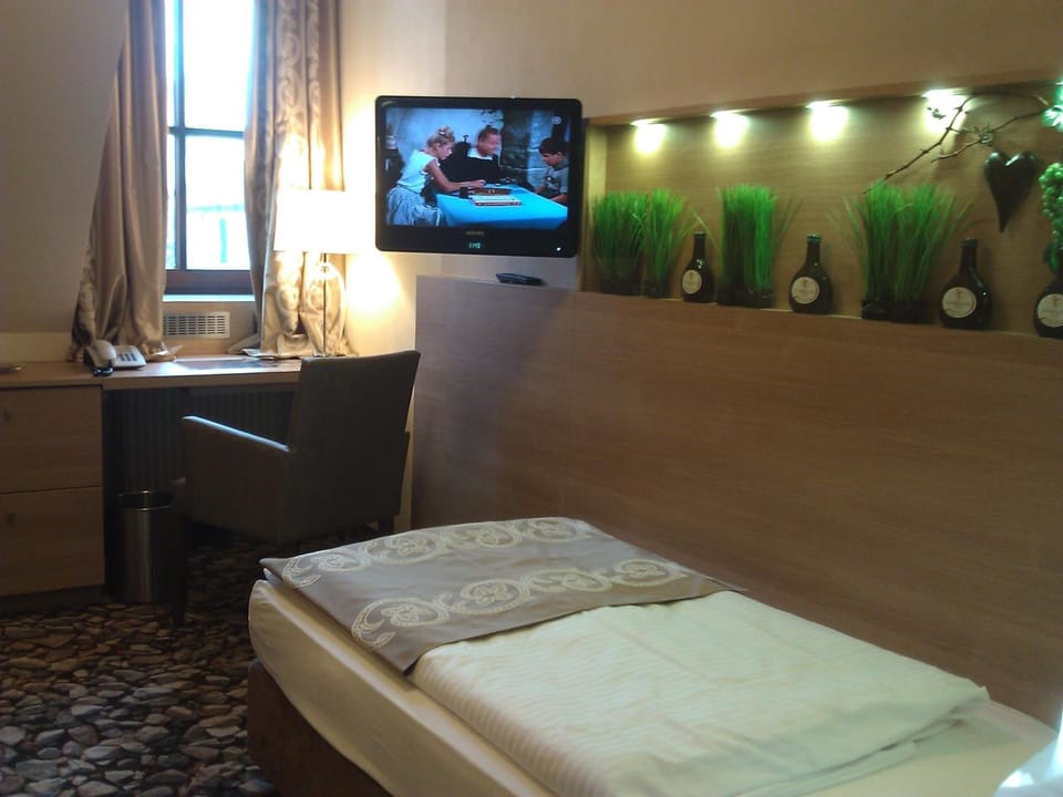 In-room safe, desk, free cribs/infant beds, rollaway beds