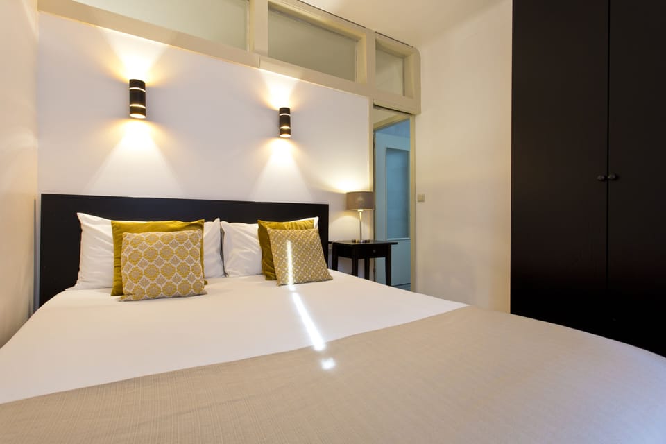 Blackout drapes, iron/ironing board, free WiFi, bed sheets