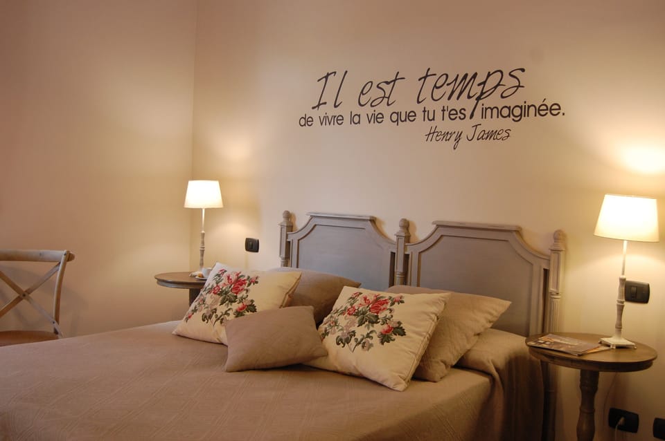 Deluxe Double or Twin Room | Frette Italian sheets, premium bedding, down comforters