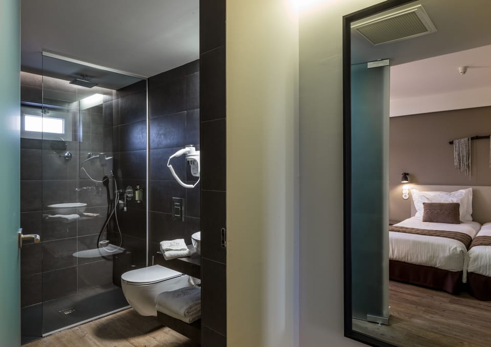 Minibar, in-room safe, desk, soundproofing