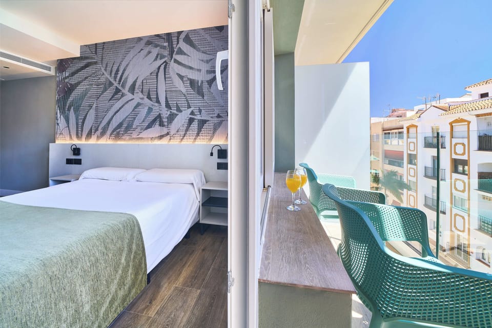 Superior Double Room, Terrace | In-room safe, desk, soundproofing, free WiFi