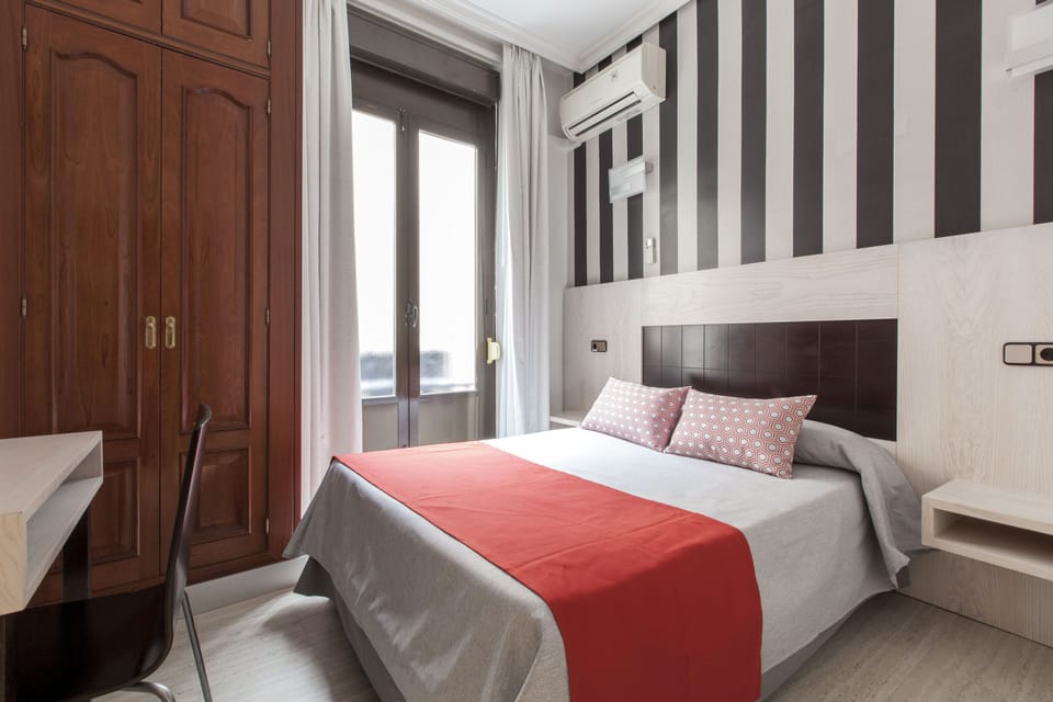 Hostal Castilla I - Atocha Hostel in Centro