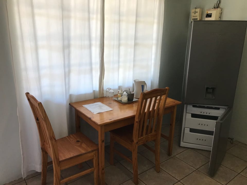 Deluxe Double or Twin Room, 2 Twin Beds | 1 bedroom, premium bedding, desk, WiFi (free)