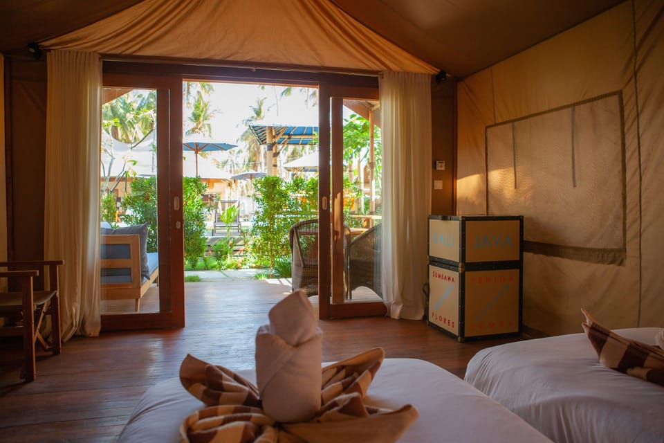 Bungalow, 2 Twin Beds | 1 bedroom, premium bedding, minibar, in-room safe