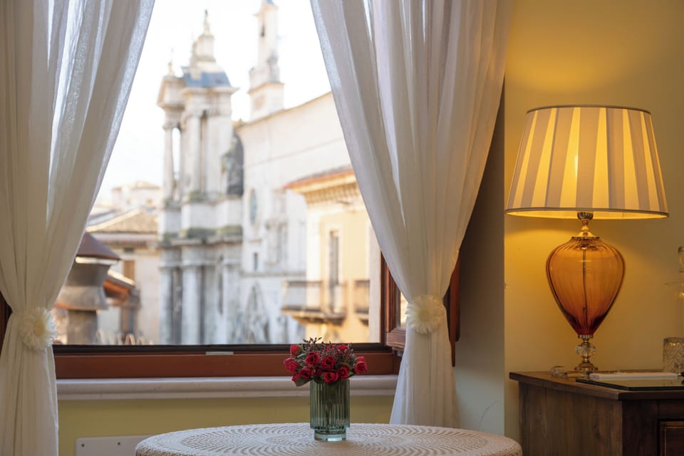 Luxury Quadruple Room | Desk, WiFi (free), individually decorated, individually furnished
