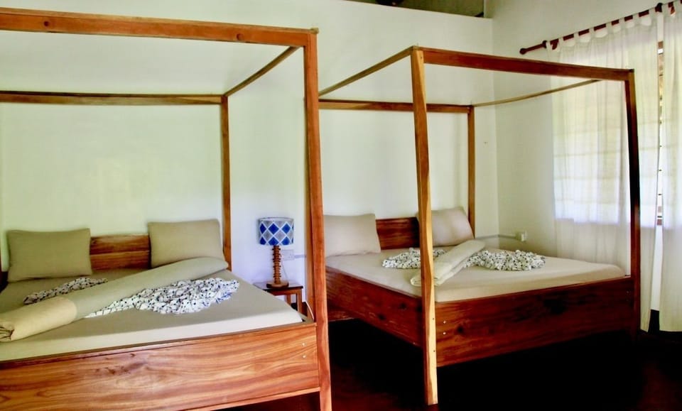 Superior Chalet | Iron/ironing board, bed sheets