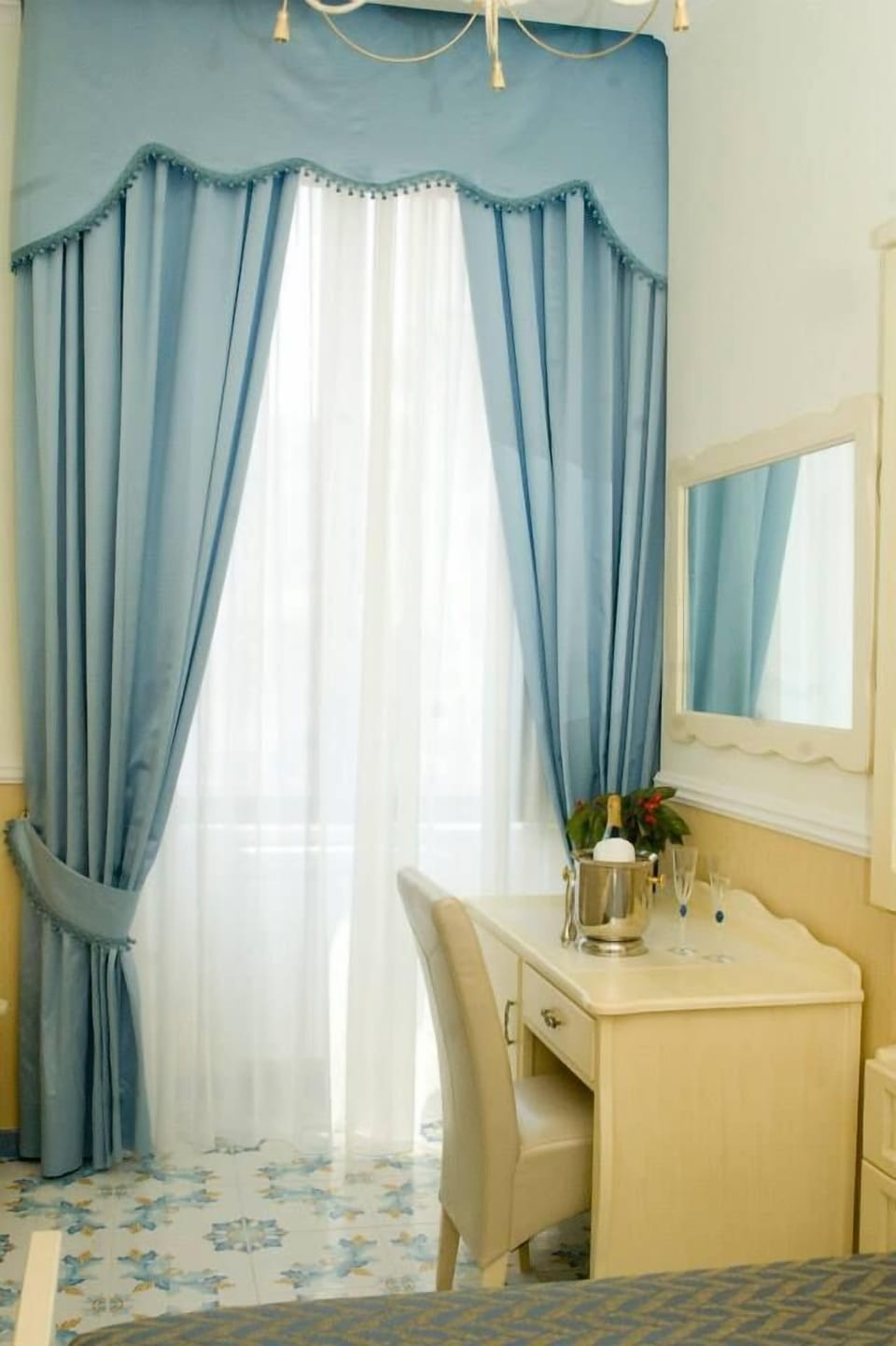 Double Room, City View | Down comforters, minibar, desk, soundproofing
