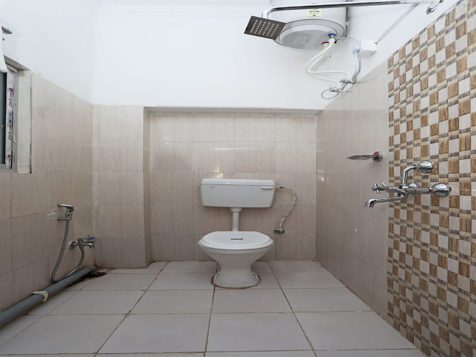 Free toiletries, towels