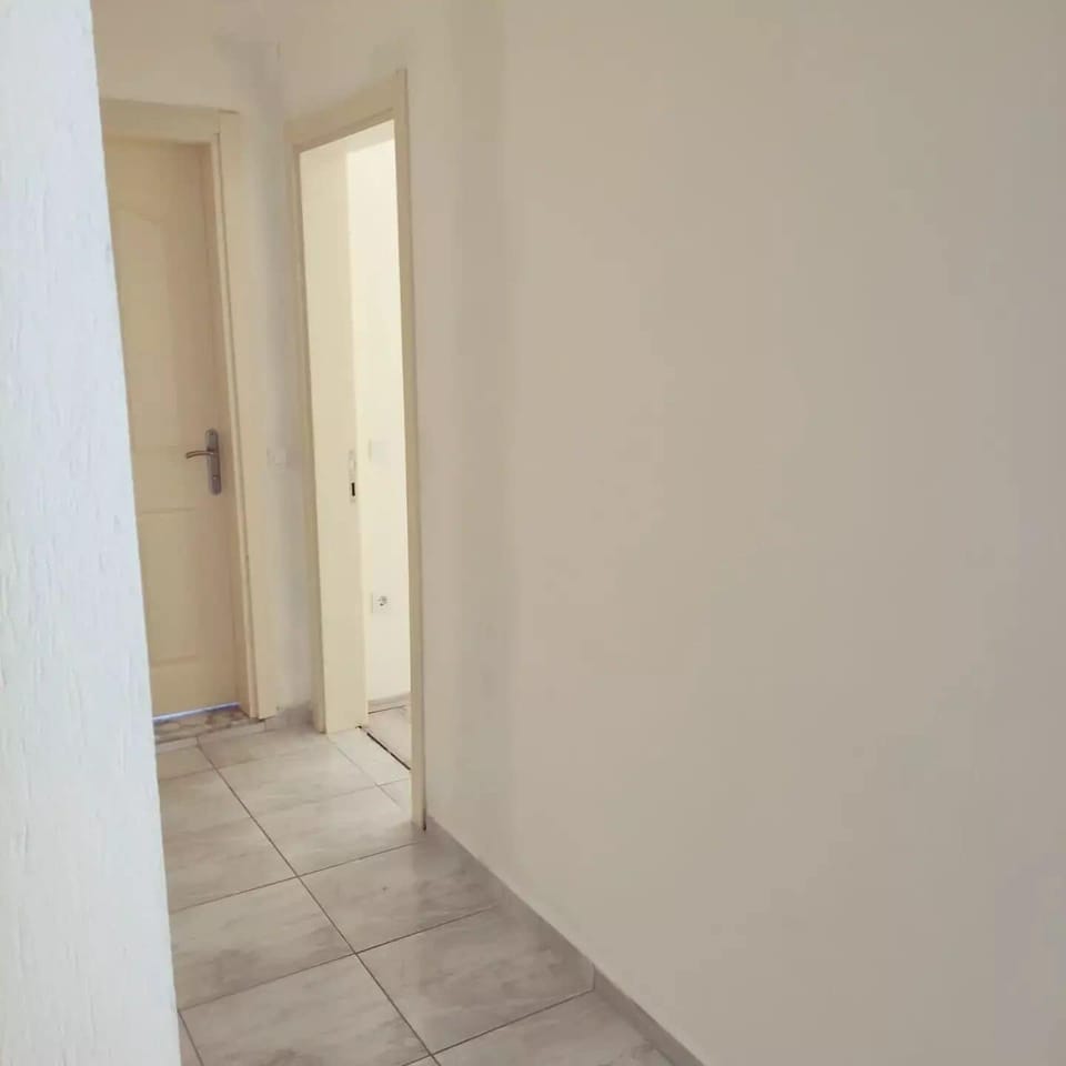 2 bedrooms, desk, free WiFi, bed sheets