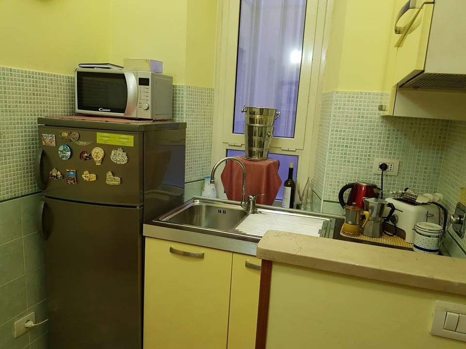 TV, DVD player