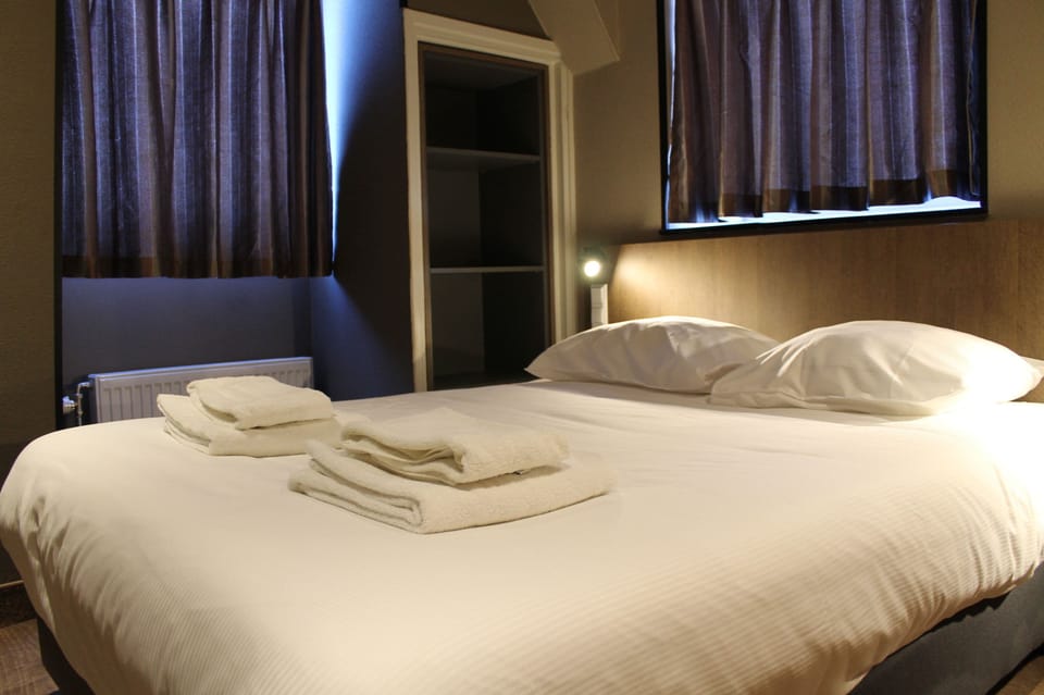 Standard Double Room | WiFi