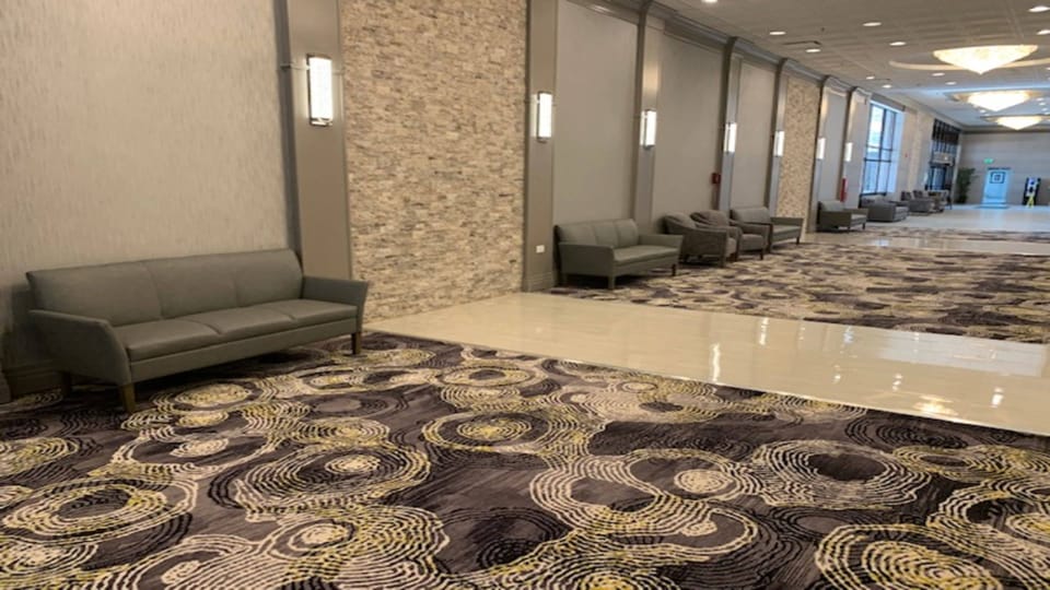 Breakfast, lunch and dinner served