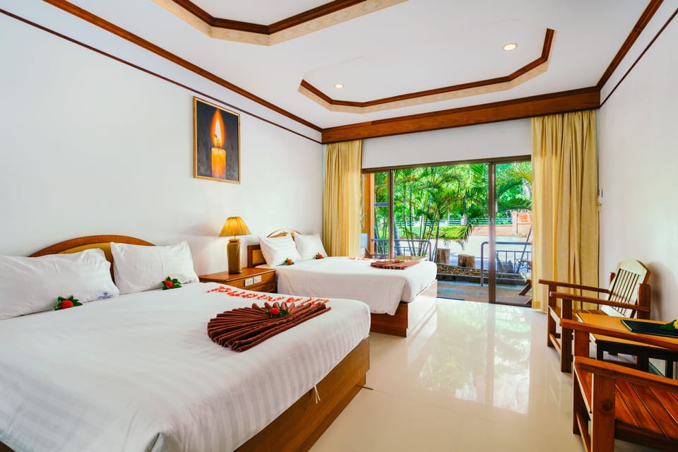 Family Room A/C (2 Double Bed) | Free WiFi, bed sheets