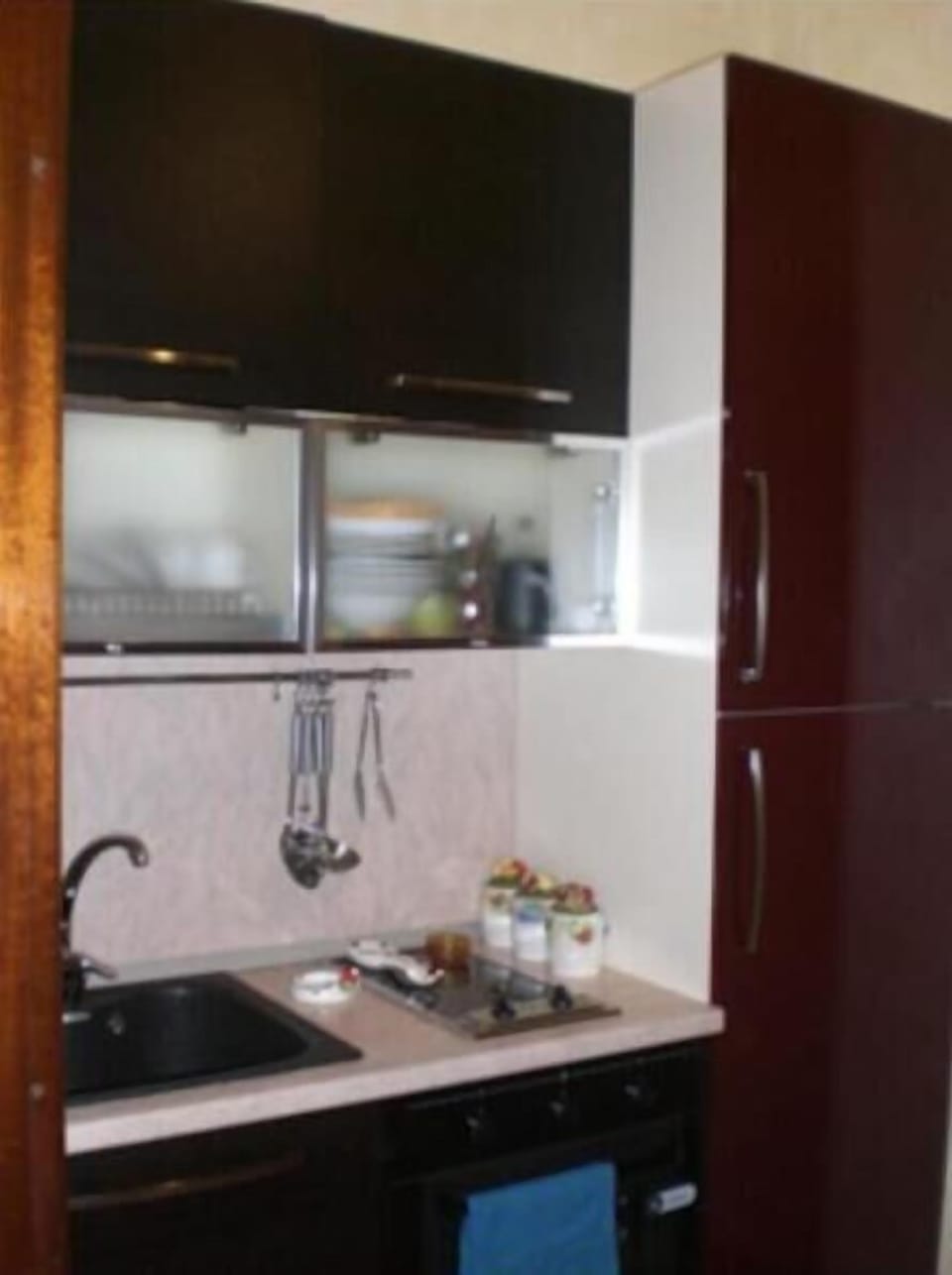 Full-size fridge, microwave, stovetop, espresso maker