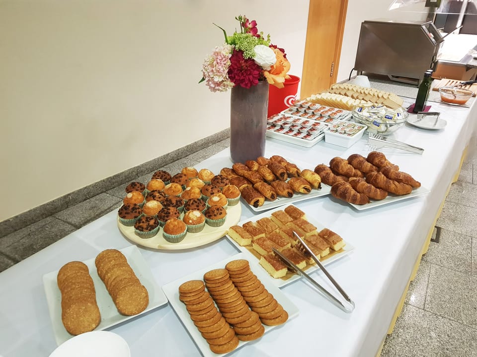 Daily buffet breakfast for a fee