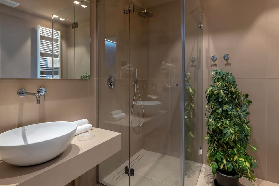 Minibar, in-room safe, individually decorated, desk