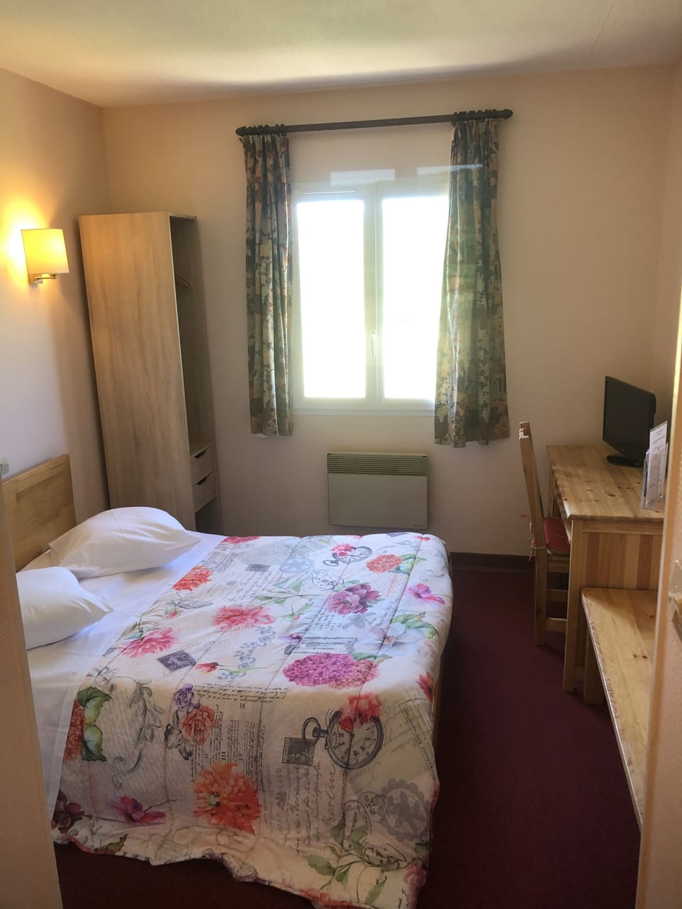 Double Room | Desk, blackout drapes, soundproofing, free WiFi