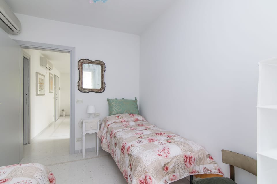 Apartment, 2 Bedrooms | 1 bedroom, iron/ironing board, WiFi (free), bed sheets