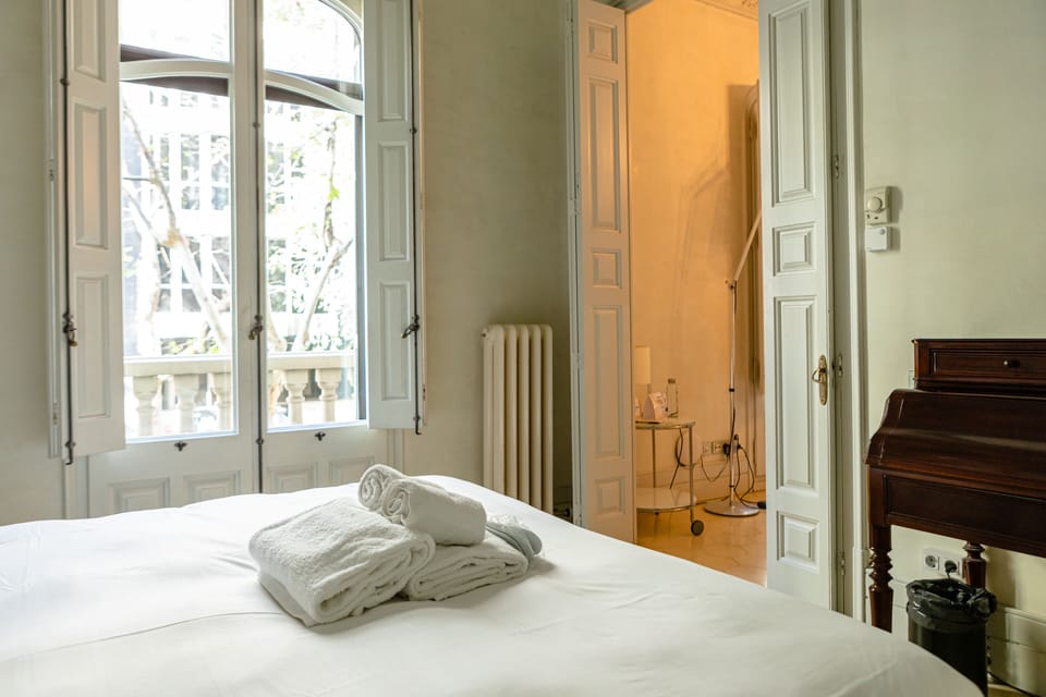 Suite, 2 Bedrooms, Balcony | In-room safe, individually decorated, individually furnished, desk